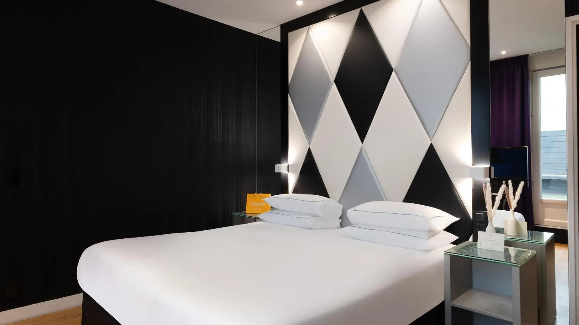 L'empire - Louvre 4*