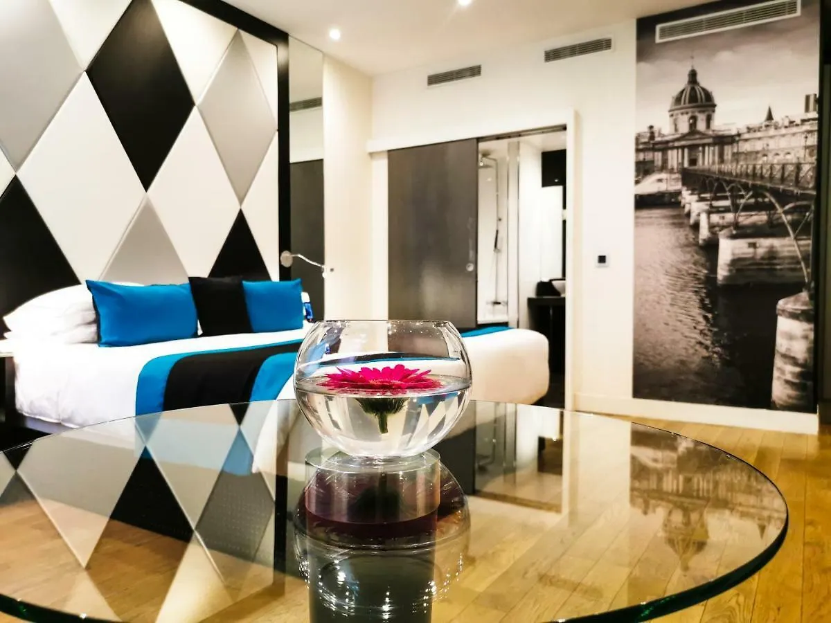 Otel L'empire - Louvre 4*